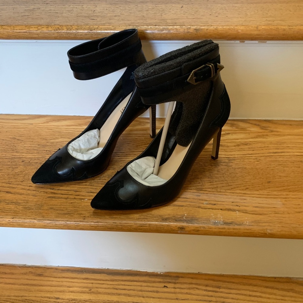 Brand new heels